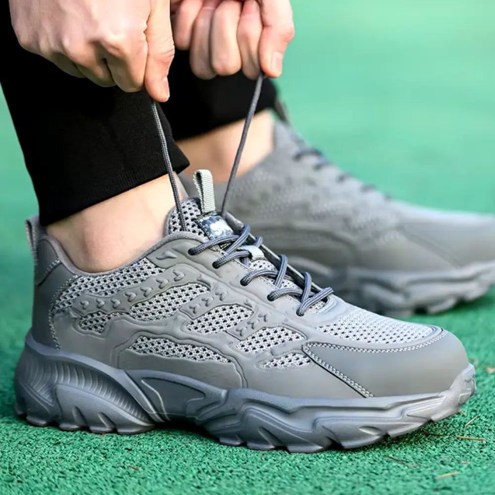 Gouike Lightweight Safety Shoes