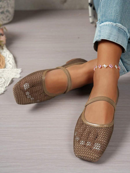 Helen | Comfortable Slip-On Lace Mesh Hollow Flat Shoes