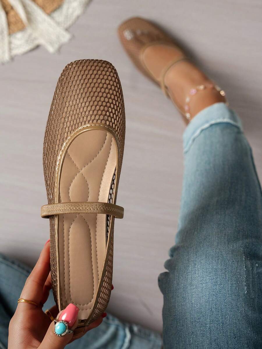 Helen | Comfortable Slip-On Lace Mesh Hollow Flat Shoes