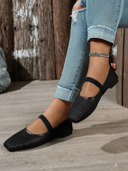 Helen | Comfortable Slip-On Lace Mesh Hollow Flat Shoes