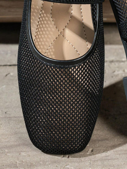 Helen | Comfortable Slip-On Lace Mesh Hollow Flat Shoes