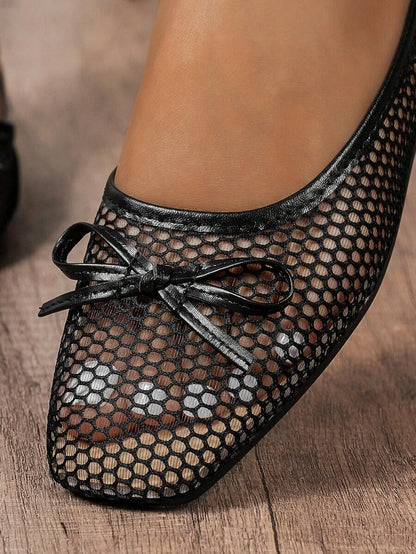 Helen | Comfortable Slip-On Lace Mesh Hollow Flat Shoes