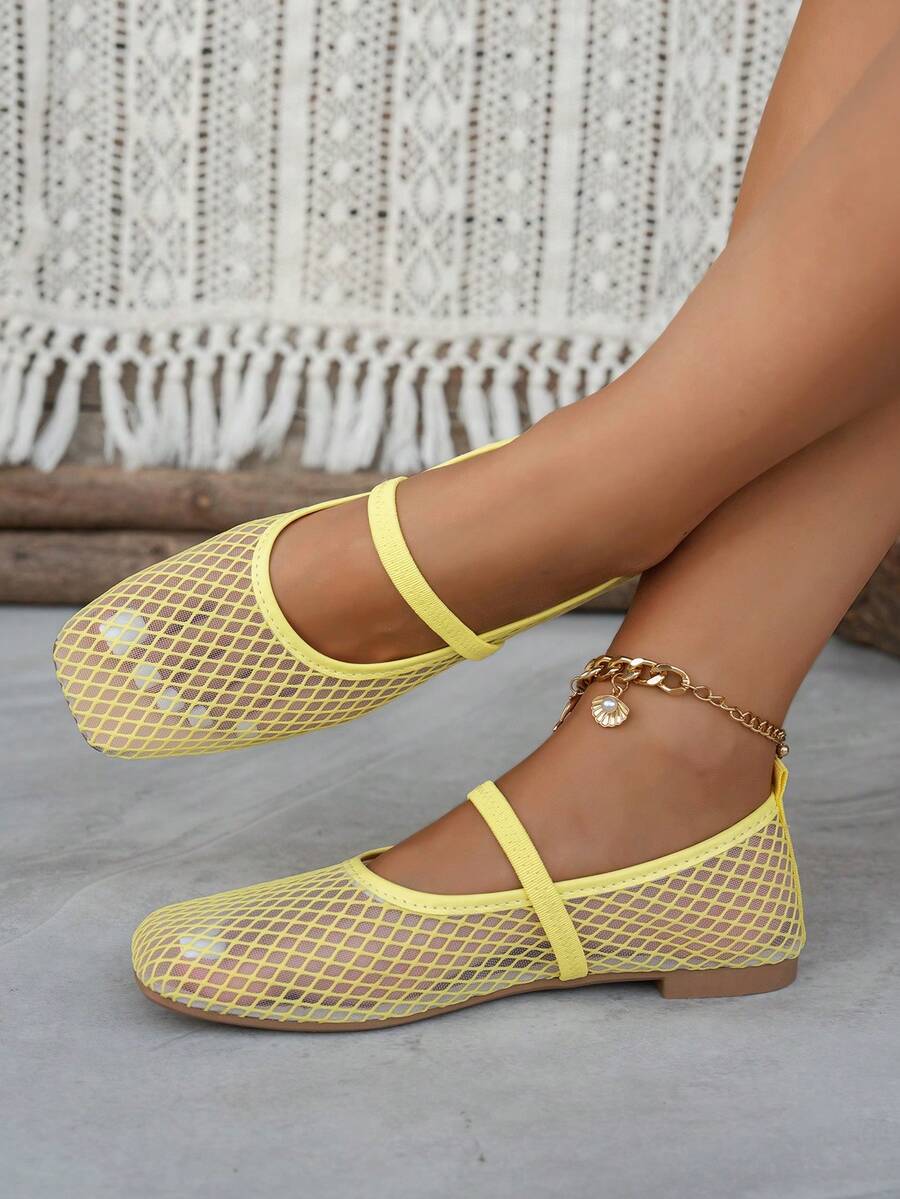 Helen | Comfortable Slip-On Lace Mesh Hollow Flat Shoes