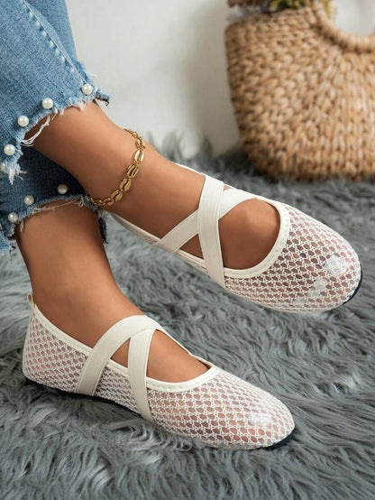 Helen | Comfortable Slip-On Lace Mesh Hollow Flat Shoes