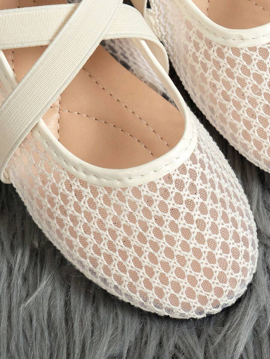 Helen | Comfortable Slip-On Lace Mesh Hollow Flat Shoes