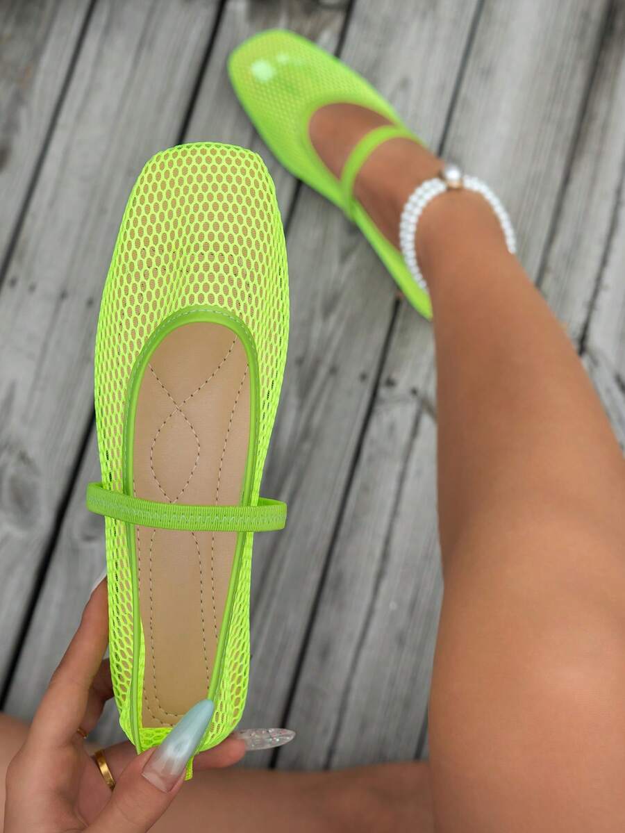 Helen | Comfortable Slip-On Lace Mesh Hollow Flat Shoes