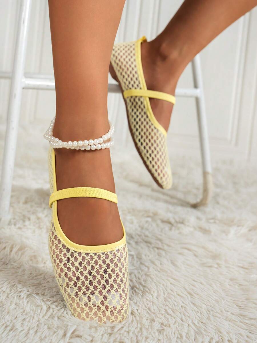 Helen | Comfortable Slip-On Lace Mesh Hollow Flat Shoes