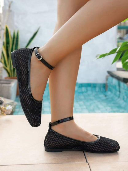Helen | Comfortable Slip-On Lace Mesh Hollow Flat Shoes