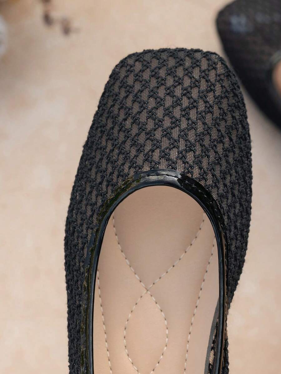 Helen | Comfortable Slip-On Lace Mesh Hollow Flat Shoes