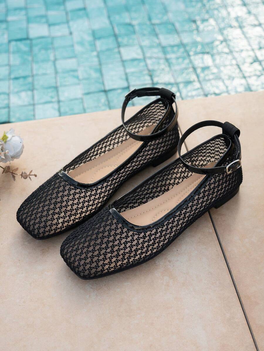 Helen | Comfortable Slip-On Lace Mesh Hollow Flat Shoes